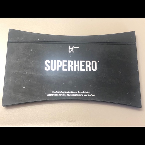 Superhero IT Cosmetics eyeshadow palette - Picture 2 of 2